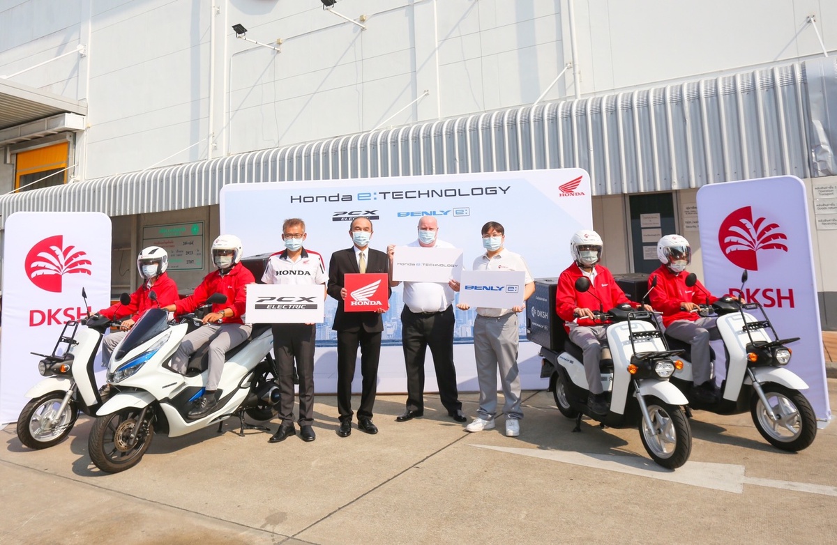 Honda Motorcycle Collaborates DKSH Launching a Delivery Trail with EV
