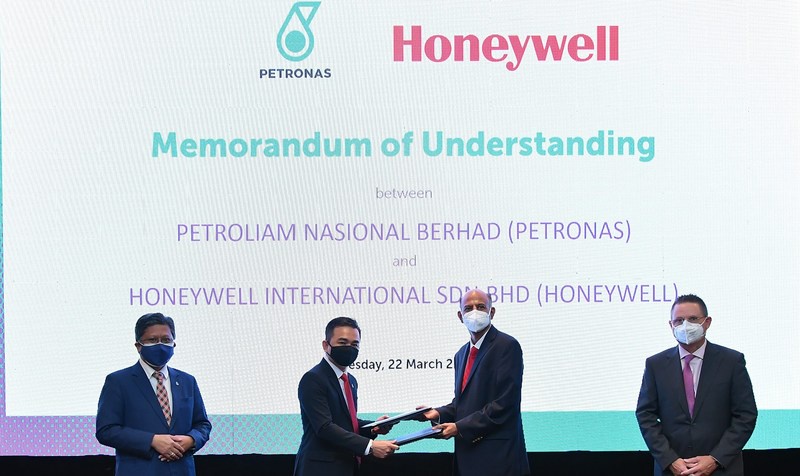 HONEYWELL COLLABORATES WITH PETRONAS FOR STRATEGIC SUSTAINABILITY, DIGITALIZATION, AND CARBON NEUTRAL ENERGY