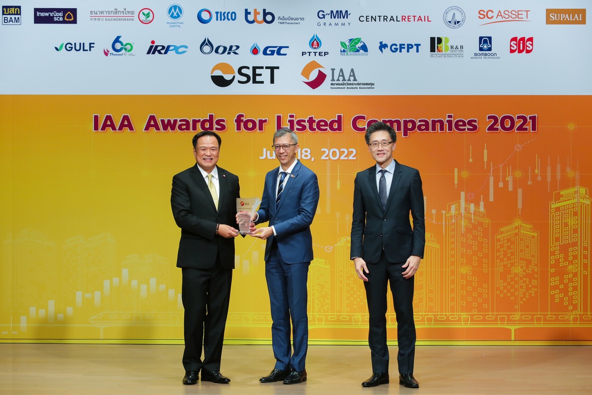 ทีเอ็มบีธนชาต คว้ารางวัล BEST CEO - กลุ่มธุรกิจการเงิน สองปีซ้อน จากเวที IAA Awards for Listed Companies