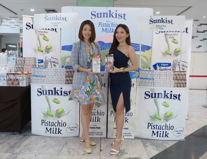 Sunkist Gives Away Pistachio Milk, Healthy Alternative Milk for Vegetarian Festival