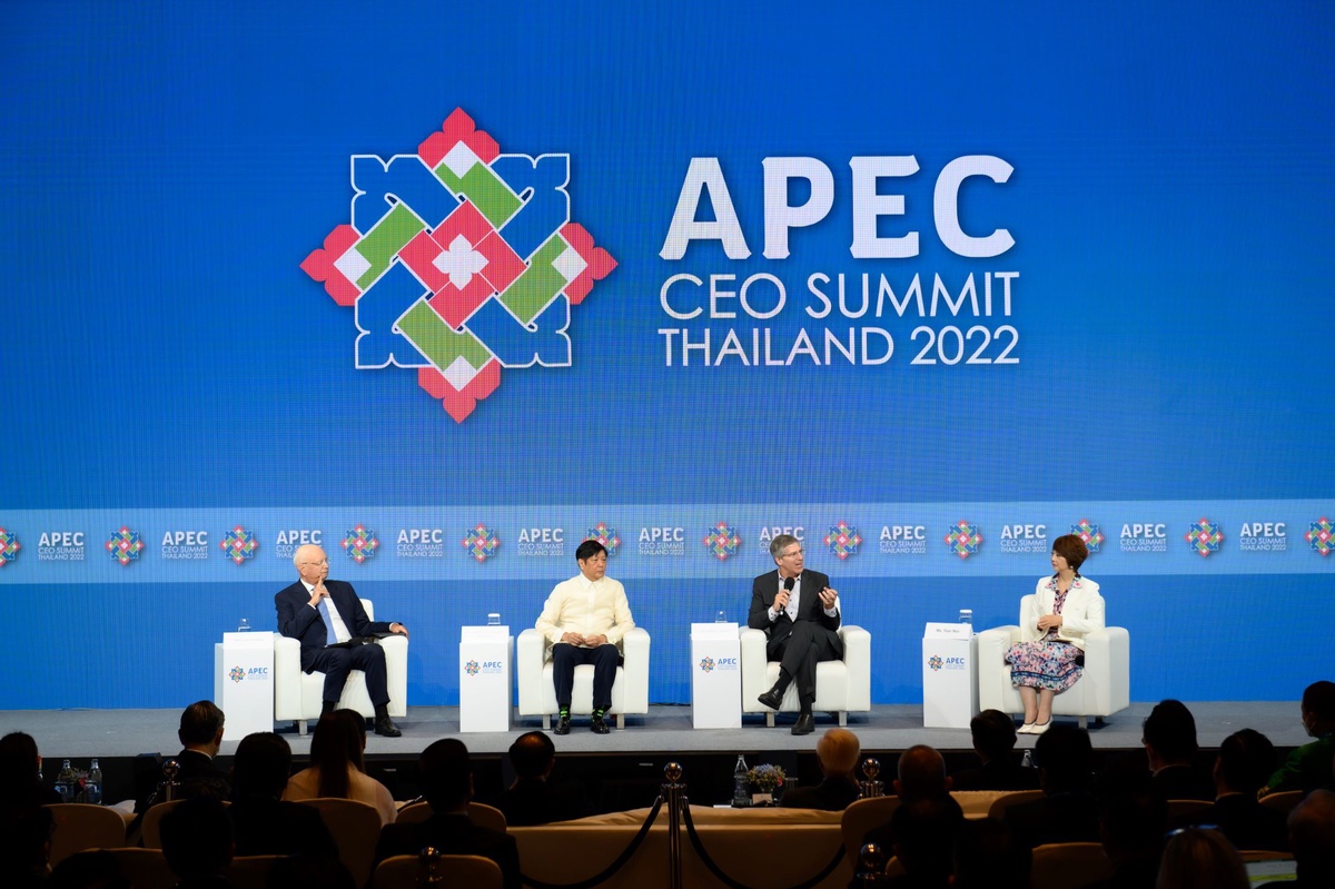 PwC's Global Chairman exchanged insights at APEC CEO Summit 2022