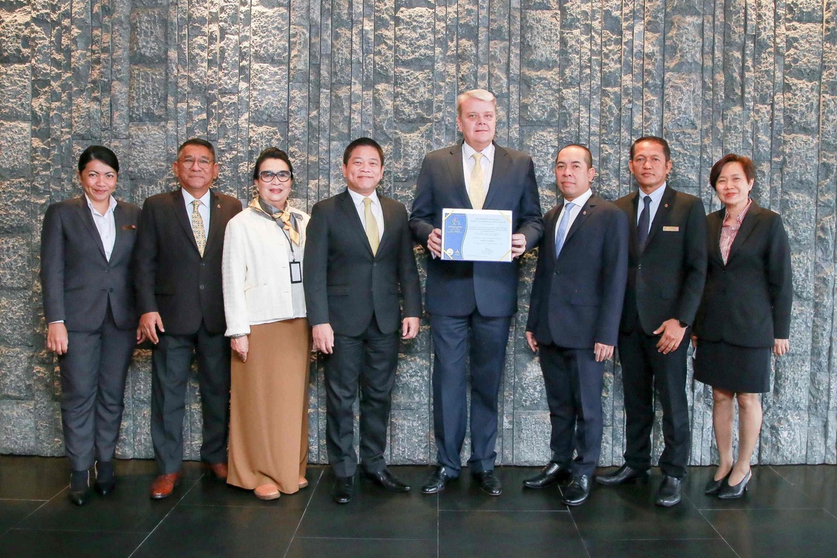 Centara Grand Bangkok Convention Centre at CentralWorld receives the Hotel Standard Award 2023-2025