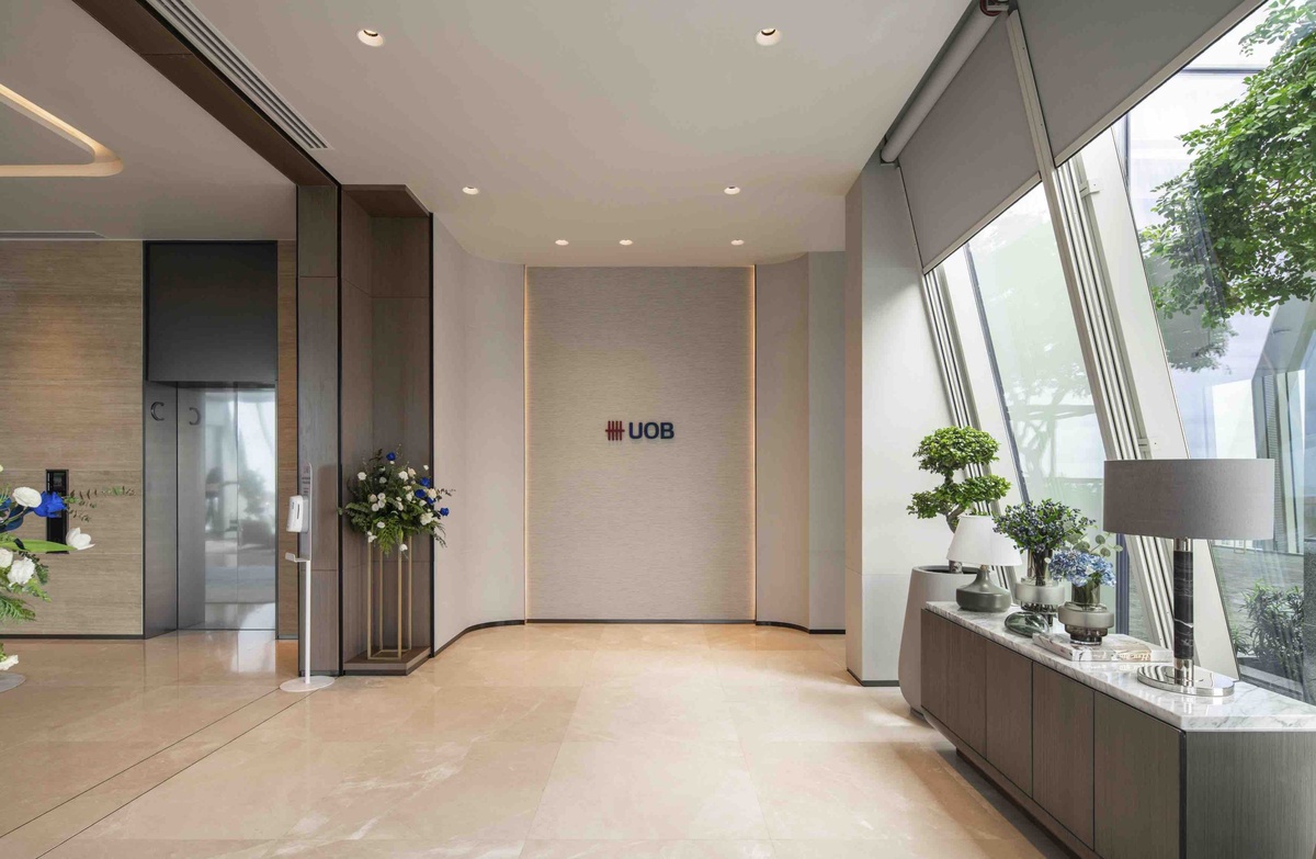 dwp | design worldwide partnership earns honourable mention for UOB Plaza Bangkok's design.
