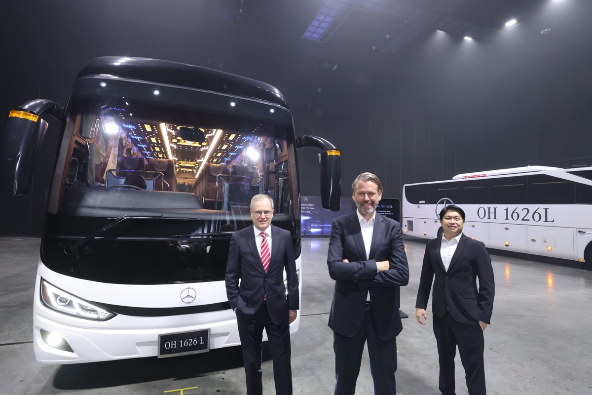 เดมเลอร์ คอมเมอร์เชียล วีฮีเคิลส์ (ประเทศไทย) เขย่าตลาดรถบัส ส่ง Mercedes-Benz Bus รุ่นใหม่ หนุนผู้ประกอบการขนส่ง