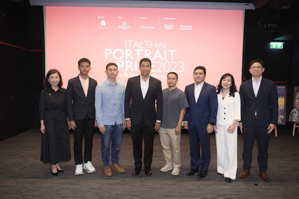 Bangkok Governor, Dr Chadchart Sittipunt and Group CEO of Italthai Group, Mr.Yuthachai Charanachitta Announce the Winners of Italthai Portrait Prize