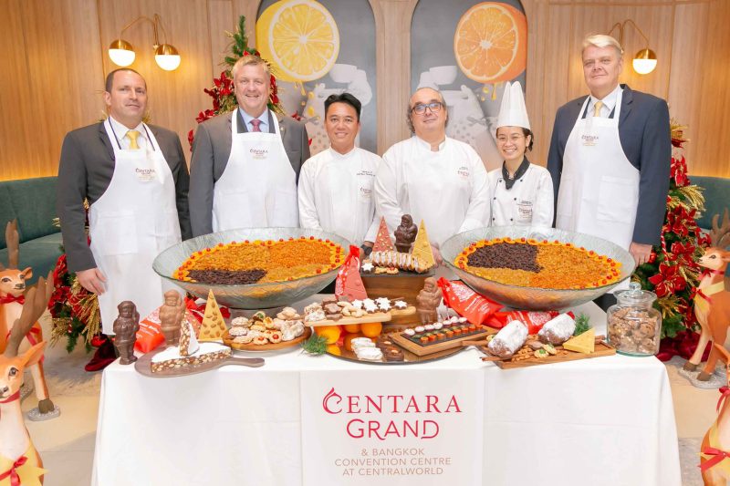 Centara Grand at CentralWorld Kicks Off Pre-Festive Activities with Fruit Mixing Ceremony