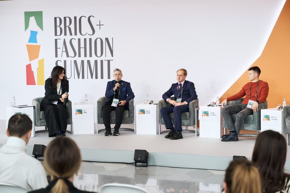Malaysian Fashion Industry Represented at The First Day of BRICS Fashion Summit Held in Moscow