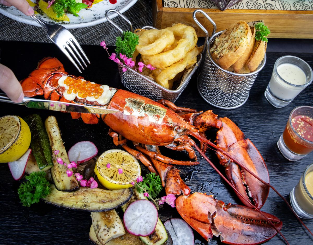 Experience the Exquisite Taste of Premium Canadian Lobster at Blue SkyRestaurant, Centara Grand Ladprao