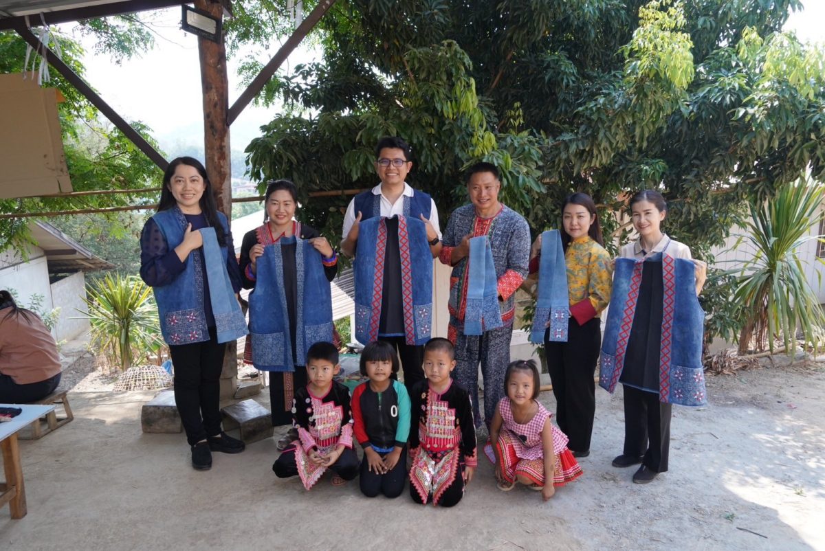 The University of Phayao is working in Collaboration with the Development of Ethnic Embroidery Patterns that feature Candle Writing. The Goal of this Project is to promote and preserve the Cultural