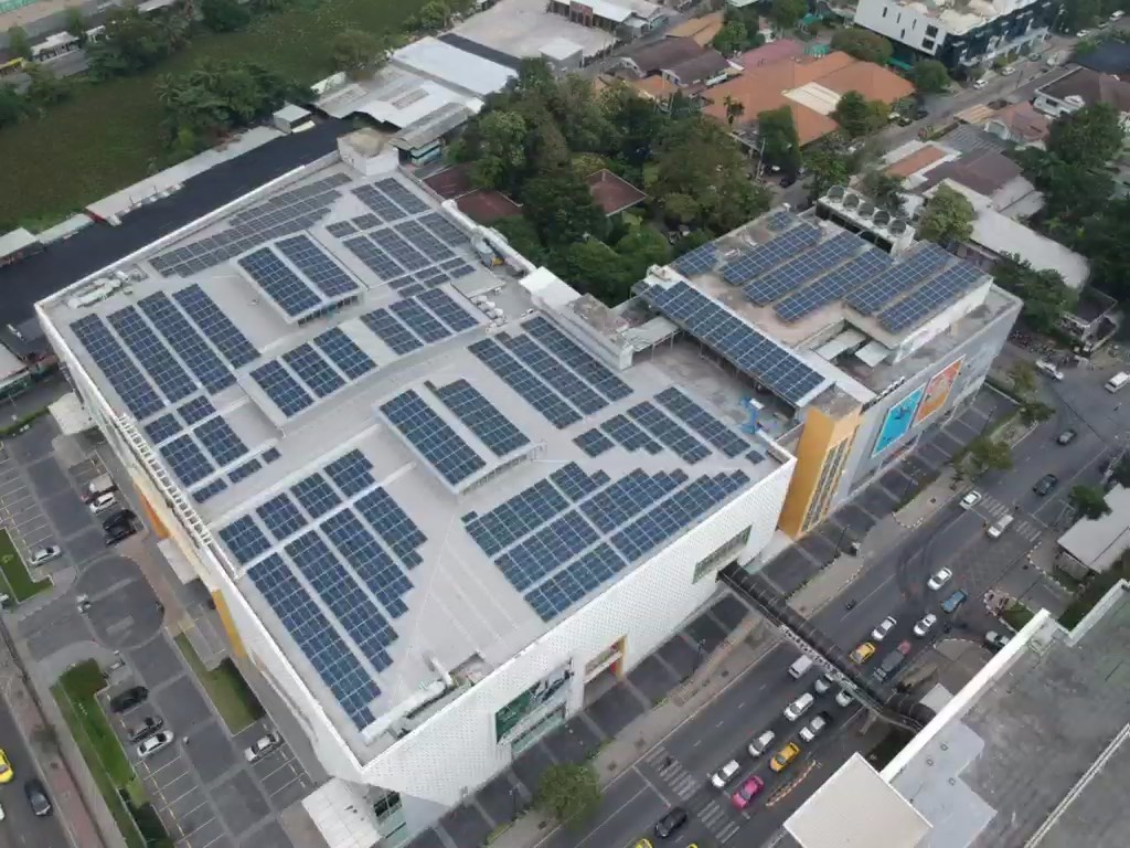 เอ็ม บี เค เดินหน้าติดตั้ง Solar PV Rooftop ตั้งเป้าปี 68 ครอบคลุมทุกธุรกิจ ขับเคลื่อนพลังงานสะอาดอย่างยั่งยืน