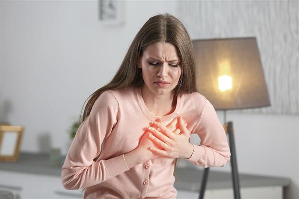 พาคนที่คุณรัก ทะนุถนอมหัวใจ ตรวจเช็ก 4 อาการผนังกั้นหัวใจห้องบนรั่วแต่กำเนิด