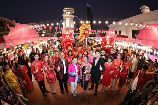 มีน-พีรวิชญ์ ชวนฉลองเทศกาลตรุษจีน ในงาน 'Love and Fortune 2020 เสริมศิริมงคลรับปีหนูทอง ที่เอเชียทีค เดอะ ริเวอร์ฟร้อนท์