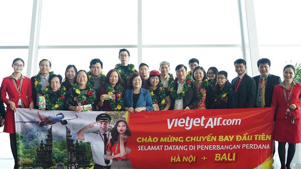 เวียตเจ็ทให้บริการเที่ยวบินปฐมฤกษ์ บินตรงเชื่อมฮานอยสู่บาหลี เกาะสวรรค์แห่งอินโดนีเซีย