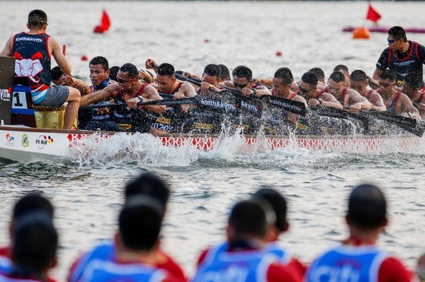 ผลการแข่งขันเรือยาวช้างไทย และเทศกาลริมน้ำ วันที่สองสุดคึกคัก