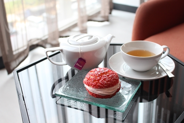 Choux cream Tea pairing เซทชาคู่ชูครีม โรงแรมเมอร์เคียว กรุงเทพ มักกะสัน
