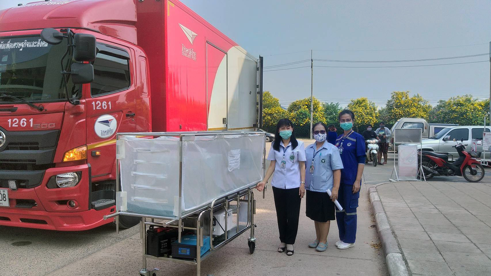 ปรษณีย์ไทย ส่งต่อน้ำใจคนไทย กว่า 3 แสน กก. เผย หน้ากากอนามัย ชุดป้องกัน PPE เป็นสิ่งที่บุคลากรทางการแพทย์ ต้องการสูงสุด