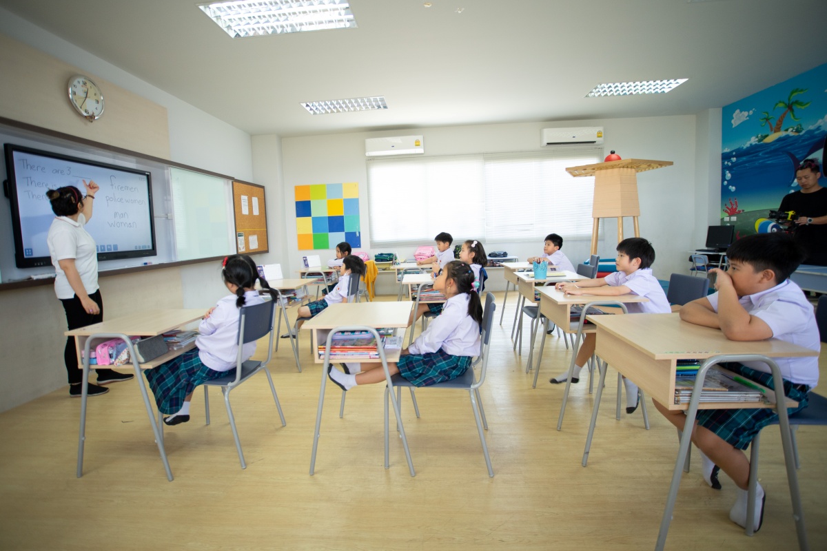 สาธิตกรุงเทพธนฯ สร้าง Smart Classroom เพิ่มขีดจำกัดให้ห้องเรียนยุคใหม่ด้วยเทคโนโล