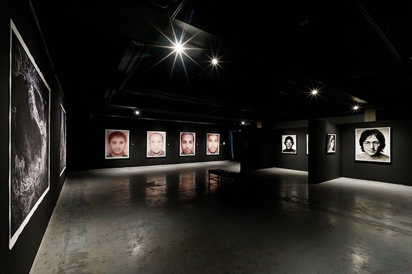 หอศฺลป์ S.A.C. นิทรรศการ 'APERTRUTH ชวนค้นหาความจริงผ่านนิทรรศการภาพถ่าย จาก 8 ช่างภาพชาวจีน