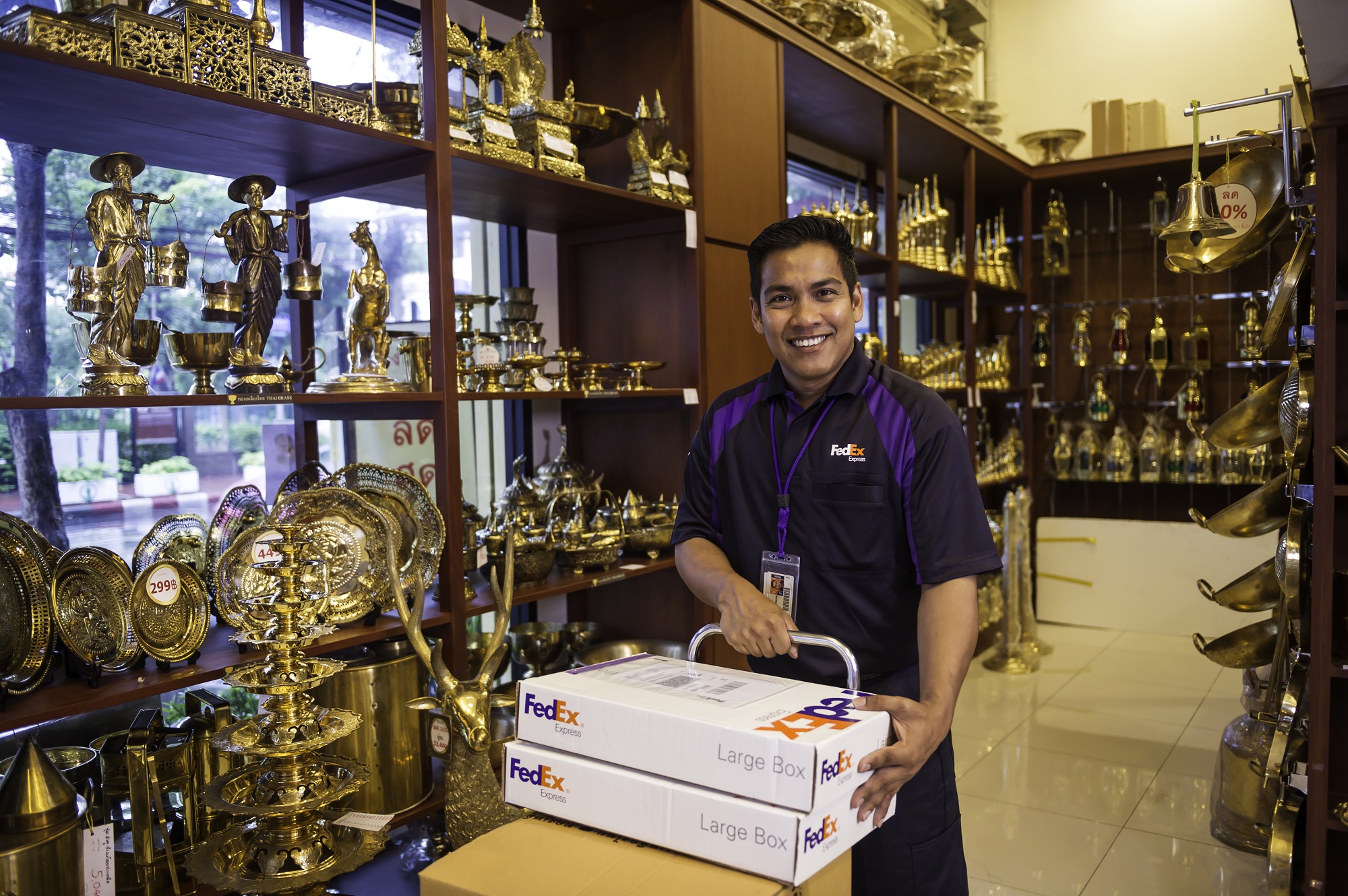 เฟดเอ็กซ์ หนุนธุรกิจ SME ในประเทศไทย เปิดบริการใหม่ FedEx Delivery Manager ปรับเปลี่ยนวันและสถานที่จัดส่งได้ตามต้องการ ฟรี!