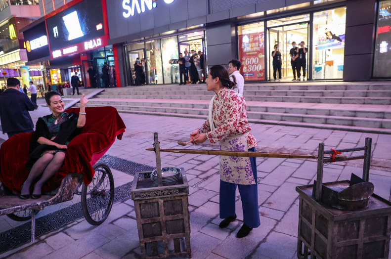 เผยโฉมใหม่ เสิ่นหยาง มิดเดิล สตรีท ถนนคนเดินย่านการค้าอายุ 400 ปีของจีน