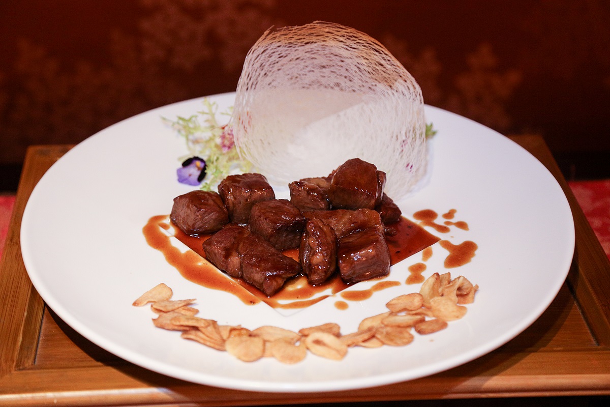 ห้องอาหารจีนแชงพาเลซภูมิใจนำเสนอเมนูใหม่ของตำนานอาหารจีนเลิศรส ริมฝั่งเจ้าพระยา รังสรรค์โดยเชฟเชา ไวแมน ณ โรงแรมแชงกรี-ลา