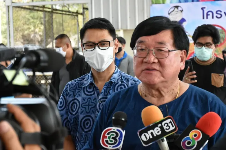 มกอช. ร่วมคณะ รมช. กษ. ลงพื้นที่ชี้แจงเกษตรกรโครงการส่งเสริมการเลี้ยงจิ้งหรีดเพื่อการค้า ส่งเสริมอาชีพและเพิ่มรายได้ให้เกษตรกรแก้วิกฤตโควิด 19