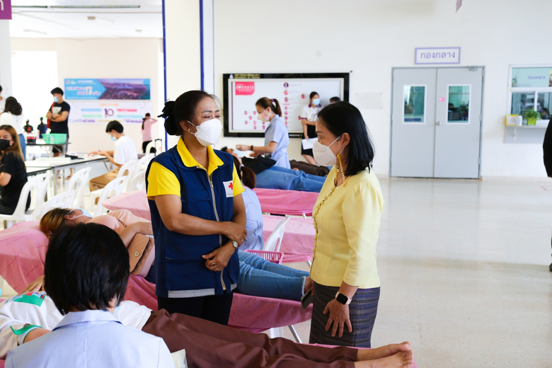 ม.พะเยา ร่วมกับ กาชาด จ.พะเยา เชิญชวนนิสิต และบุคลากร ร่วมบริจาคโลหิต