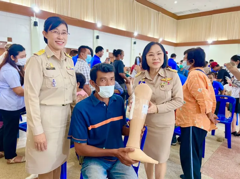 กรมพัฒนาฝีมือแรงงาน ร่วมกับ มูลนิธิขาเทียมในสมเด็จพระศรีนครินทราบรมราชชนนี พัฒนาศักยภาพช่างเครื่องช่วยคนพิการ