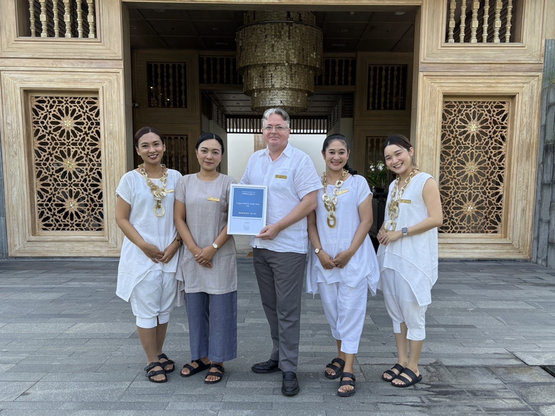 โรงแรมเคปนิทรา หัวหิน คว้ารางวัล HolidayCheck Award 2025