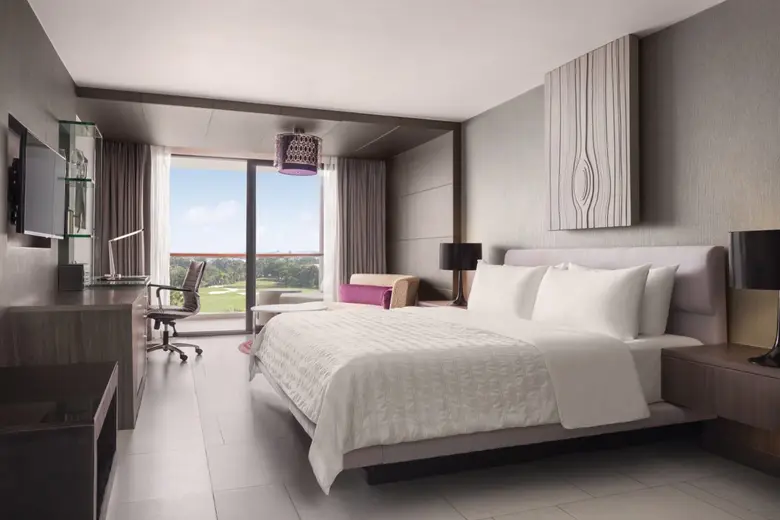 Le Meridien Suvarnabhumi, Bangkok Golf Resort & Spa Awarded Best Luxury Golf Resort in Thailand by Luxury Lifestyle Awards