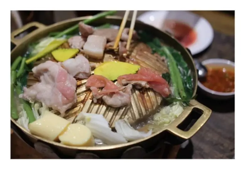 ชาบู หมูกะทะ เกี่ยวอะไรกับโรคหูดับ?