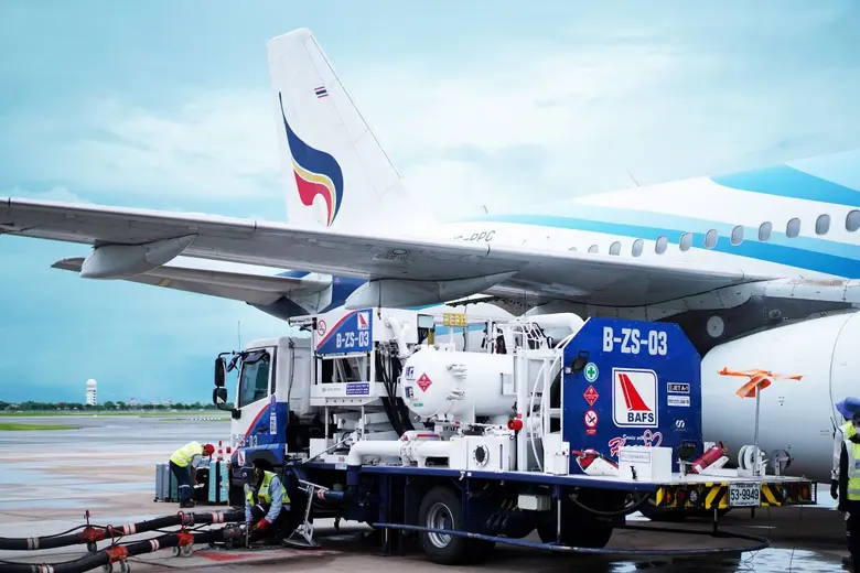 OR ร่วมกับ บางกอกแอร์เวย์ส นำร่องใช้น้ำมัน SAF ที่ผลิตในไทยเป็นครั้งแรก ยกระดับการบินสู่ความยั่งยืน