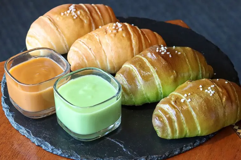 Pandan Shio Pan at the Emerald Cake Shop