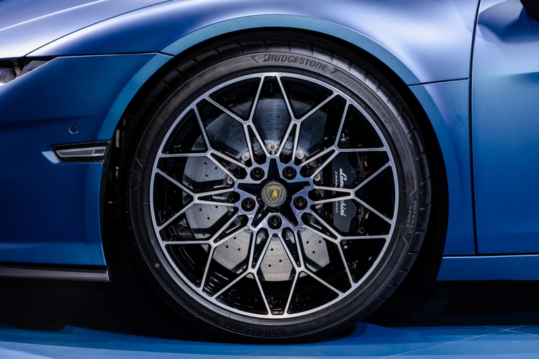 Bridgestone Named Exclusive Technical Tyre Partner "POTENZA SPORT" for "Lamborghini Temerario", Making Grand Debut in Thailand Reinforcing as a Premium Tyre Brand for World-Class Luxury Super Sports Car