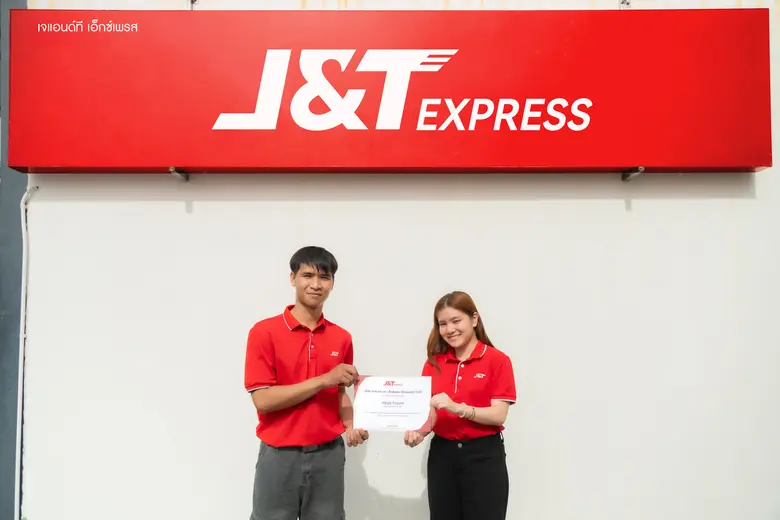 J&amp;T Express Recognizes Brave Sprinter for Safeguarding Customer Parcels and COD.