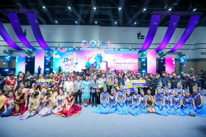 สร้างประวัติศาสตร์ วงดนตรีศิษย์ลูกแม่ไท้ (รำไพพรรณี) แชมป์ดนตรี อว. 2 สมัย