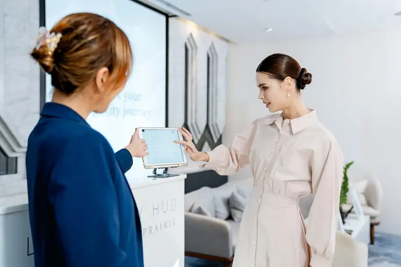 Wake Up Renewed: Longevity Hub's Sleep Enhancement Package Unlocks True Rest