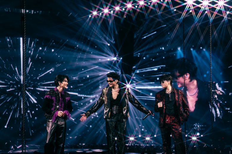 LOVEiS จัดหนักเนรมิตอิมแพคอารีน่า กลายเป็นเวทีสุดอลังการคฤหาสน์พันล้าน แฟนเพลงยกให้ สุรุ่ยสุร่ายเป็นคอนเสิร์ตแห่งปี