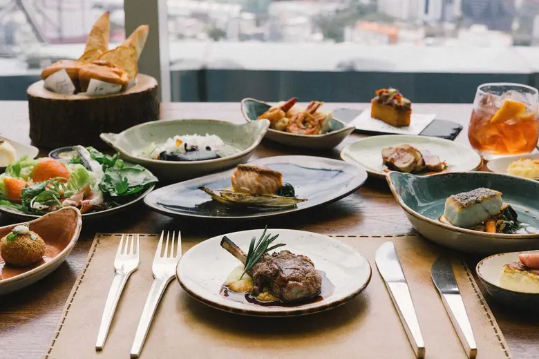 A Weekend Feast with Spanish Soul at UNO MAS