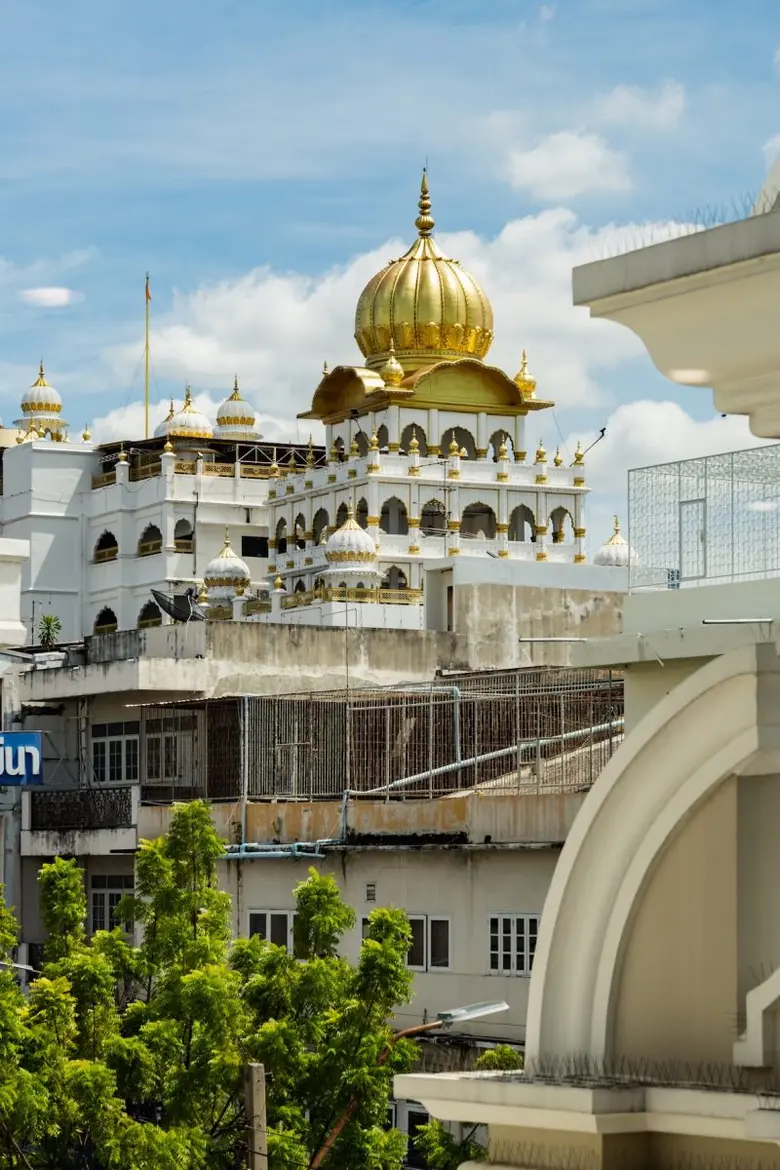 At the Heart of Faith: A Portrait of Bangkok's Indian Community เมื่อแสงแห่งศรัทธาของเทศกาล 'ดิวาลี' ถ่ายทอดผ่านเลนส์ นิทรรศภาพถ่ายครั้งใหม่ของ 'สมัชชา อภัยสุวรรณ' ณ ย่านพาหุรัด