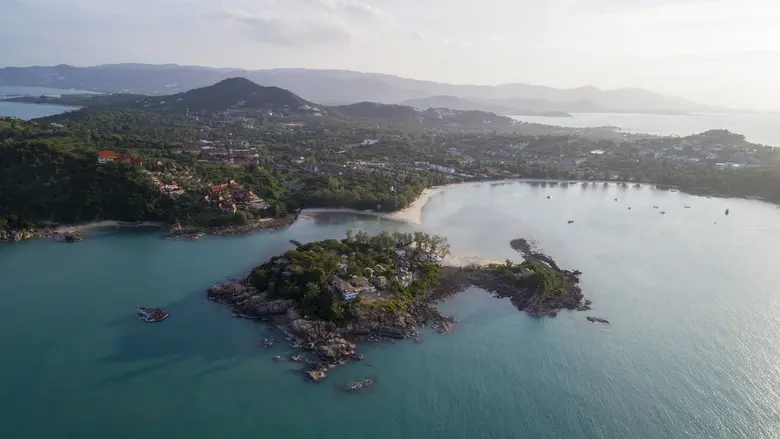 Chef Nok - Suntaranon Teams Up with Chef David Thompson to Present a Surprise Southern Thai Dinner for One Night Only, 29th October, at Long Dtai, Cape Fahn Hotel, Koh Samui