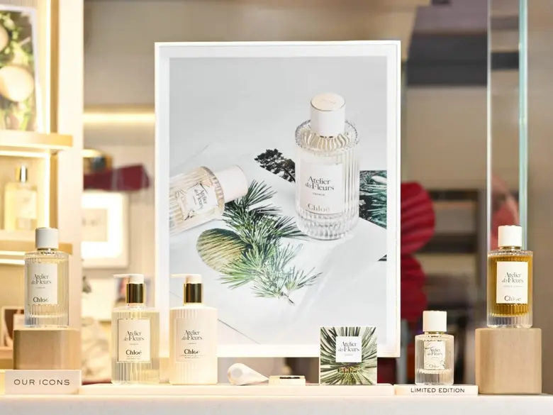 "ณิชา-ณัฏฐณิชา" ร่วมฉลองเปิดตัว Chloe Parfums สโตร์ใหม่สุดหรูหรา ณ เมกาบางนาพร้อมเผยโฉมน้ำหอม "Chloe Le Parfum" กลิ่นใหม่ล่าสุด