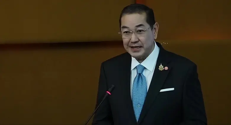 ดร.สุรเกียรติ์" ชี้โลกเปลี่ยนขั้ว สังคมเปลี่ยนสมการ ไทยต้องเร่งสร้างผู้นำสู่ระเบียบโลกใหม่