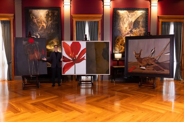 ปรากฏการณ์! "The Iconic Treasure 2025: Master Series" ชู "ดรสาแบหลา" ผลงาน อ.จักรพันธุ์ โปษยกฤต เคาะราคาเริ่มต้น 19.5 ล้านบาท สูงสุดวงการประมูลศิลปะไทย