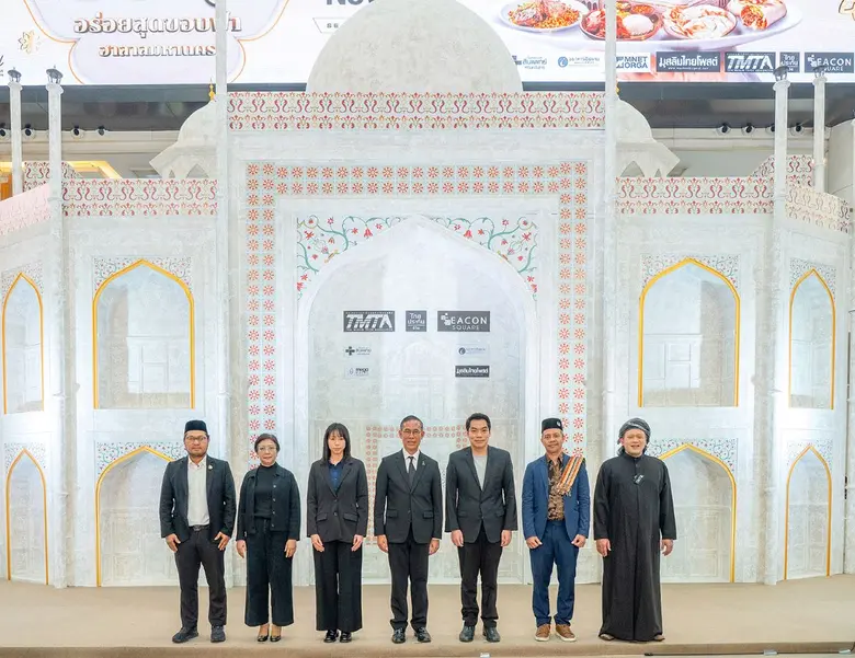ไอแบงก์เปิดงาน "ฮาลาลมหานคร 2568" ส่งเสริมเศรษฐกิจฮาลาลไทย สร้างโอกาสธุรกิจสู่สากล ภายใต้แนวคิด "ไอแบงก์..เรา..ไม่ทิ้งกัน" สนองนโยบาย Quick Big Win และ "คนละครึ่งพลัส"