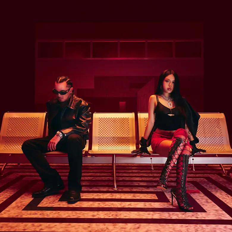 SonaOne แรปเปอร์ฝีปากจัดจ้านจากมาเลเซีย จับมือ tlinh ศิลปินป็อปชื่อดังจากเวียดนาม ปล่อยเพลง R&amp;B นุ่มนวล "POLITE" ผลงานครอสโอเวอร์ที่น่าจับตามอง