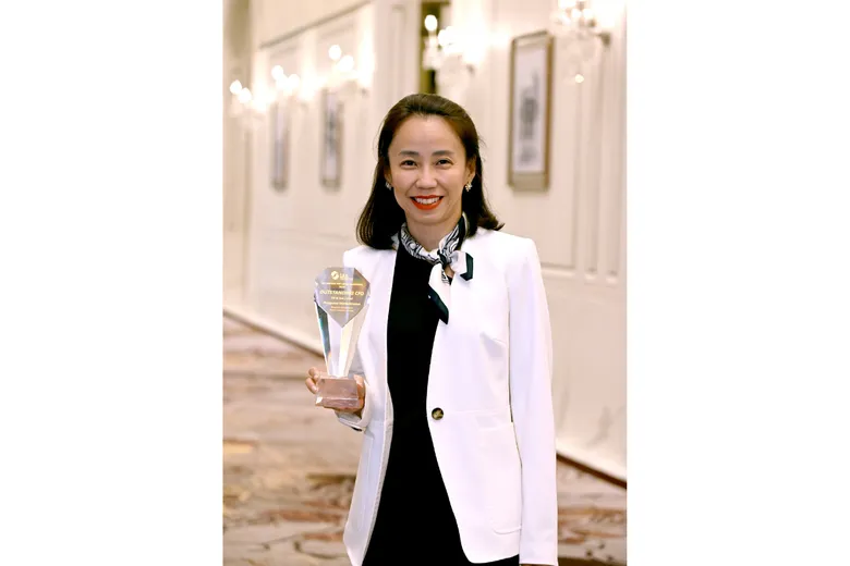 Bangchak CFO Receives Outstanding CFO Award in the Petroleum Sector at IAA Awards