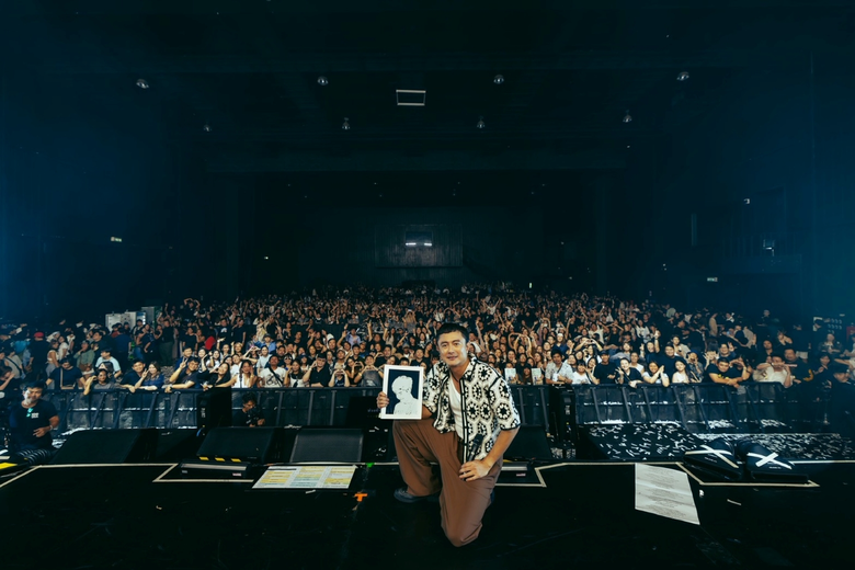 "SQWEEZ ANIMAL คอนเสิร์ตที่ฉันไม่เหงา" อบอุ่นทั้งรอยยิ้ม และน้ำตา ผ่าน 35 เพลง กว่า 4 ชม. เต็ม