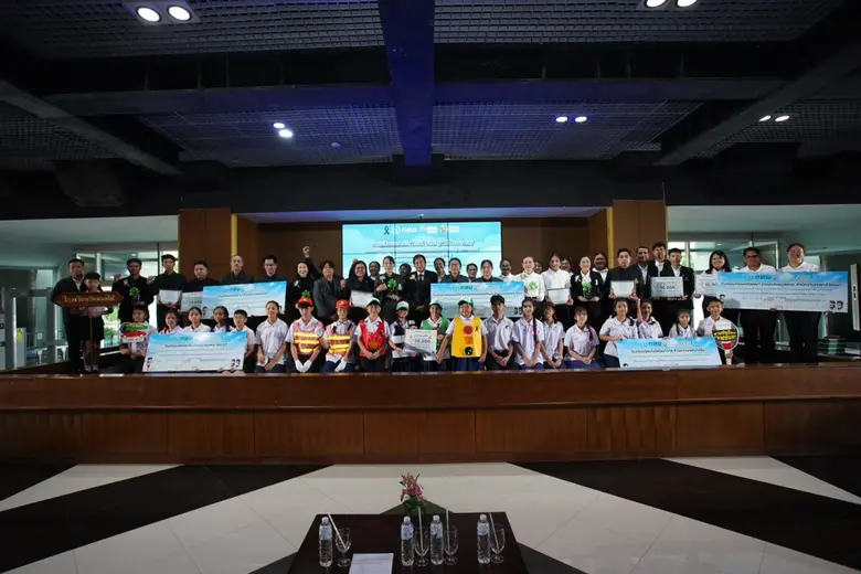 กทม.มอบรางวัล "โรงเรียนติดดาว" และ "ครูผู้พิทักษ์" ปี 3 เดินหน้าต่อยอดสร้างเครือข่ายโรงเรียนต้นแบบความปลอดภัยทางถนน