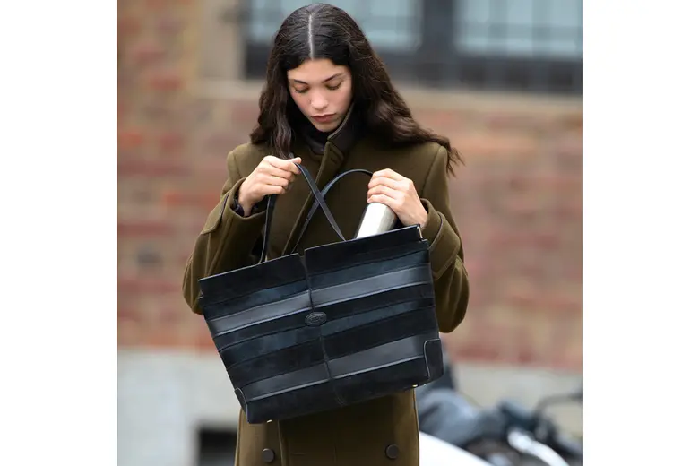 FALL/WINTER 2025-26 COLLECTION กระเป๋า TOD'S DI FOLIO